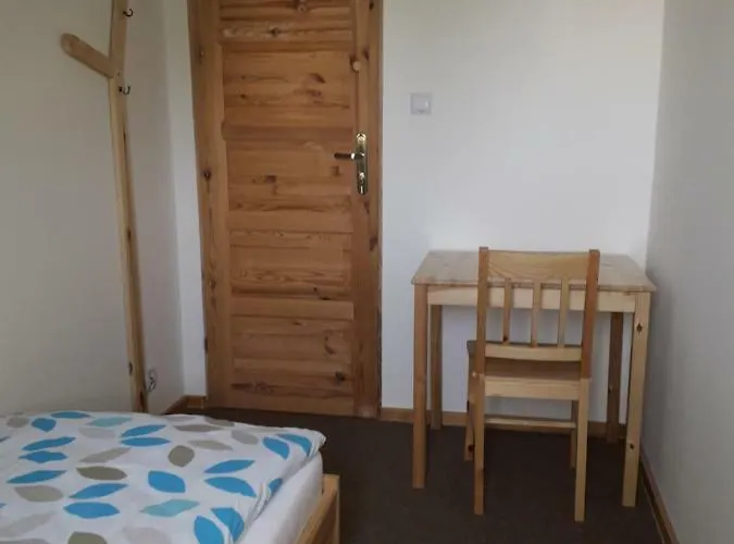 Dworek Cicha Noc 公寓